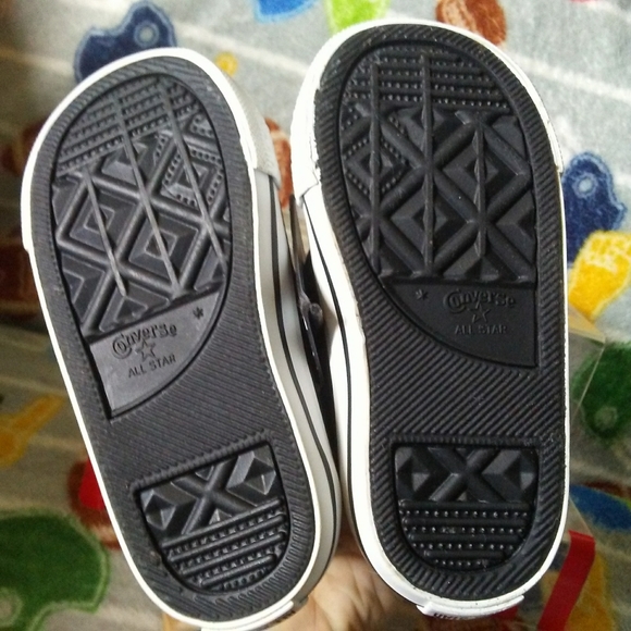 Converse "Justice League" Chuck Taylors - Picture 12 of 12